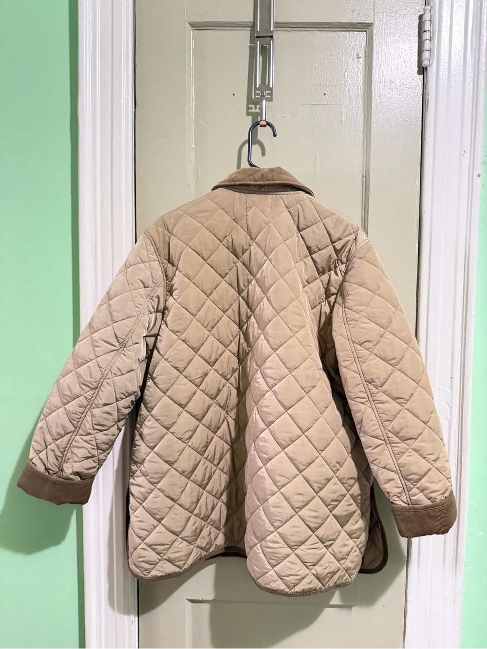 Quilted Oversized Women's Jacket in Tan - Picture 3 of 5